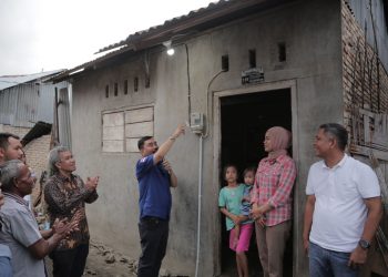 PLN UID Sumut kembali nyalakan listrik untuk 272 warga tidak mampu di Sergai