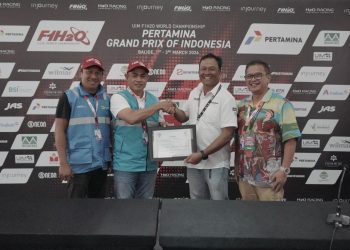 PLN UID Sumut resmi hadirkan listrik hijau di Kejuaraan Dunia F1 Powerboat 2024 di Balige