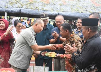 PLN UID Sumut resmi hadirkan listrik hijau di Kejuaraan Dunia F1 Powerboat 2024 di Balige