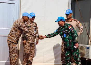 Komandan Satgas Kizi TNI Konga XXXVII-J Minussa kunjungai Camp Bhutan QRF Bangui