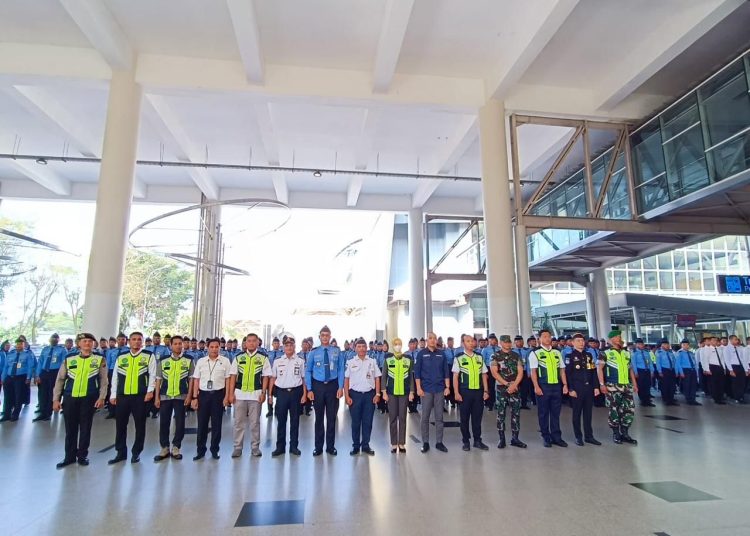 PT Angkasa Pura Aviasi Bandar Udara Internasional Kualanamu, Kabupaten Deli Serdang siap melayani perjalanan pemudik pada masa angkutan lebaran Idul Fitri 1445 H/2024.(Satunusantara news/HO-Humas PT Angkasa Pura II Aviasi Bandara Kualanamu).
