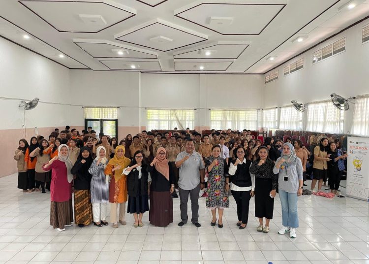 Kanwil Kemenkumham Sumut  menggelar kegiatan "Guru Kekayaan Intelektual (RuKI) Bergerak" di SMK Negeri 10  Medan.(Satunusantara news/HO- Humas Kemenkumham Sumut).