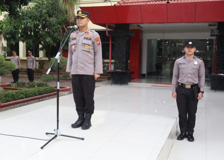 Kabid Humas Polda Sumut Kombes Pol Hadi Wahyudi, saat memimpin apel pagi di Mapolda Sumut.(Satunusantara news/HO-Humas Polda Sumut).