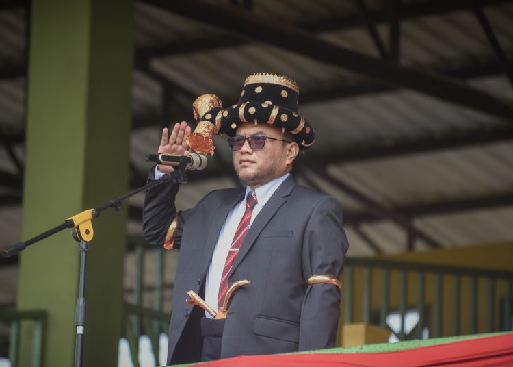 Penjabat Wali kota  Padangsidimpuan Dr Letnan Dalimunthe Inspektur Upacara  pada Peringatan  Hardiknas Tahun 2024.(Satunusantara news/HO-Diskominfo Padangsidimpuan)