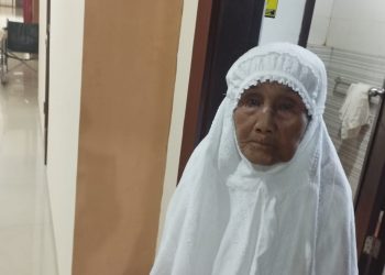 Tamu Allah Sariyam Hasibuan tertua di Kloter 10 Embarkasi Medan bertekad cium Hajar Aswad