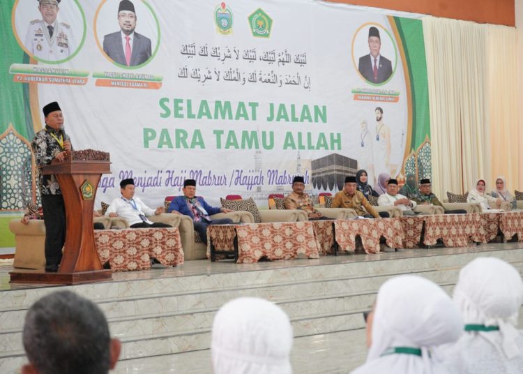 Ketua Petugas Penyelenggara Pemberangkatan Ibadah Haji (PPIH) Embarkasi Medan H. Ahmad Qosbi.(Satunusantara 
 news/HO-Humas Haji Medan).