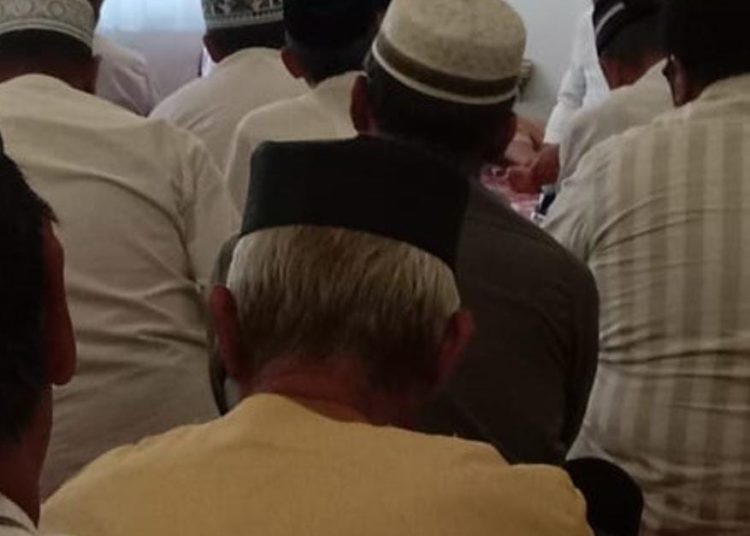 Pimpinan KBIHU Multazam  H. Syafi’i, menghimbau jemaah haji di Kloter 04 KNO Medan agar memperbanyak zikir dan doa saat rangkaian ibadah selama di Armuzna di tanah suci.(Satunusantara news.HO-Humas Haji Medan).