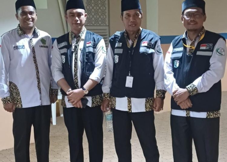 Jemaah haji Kloter 09 KNO Medan menerima kunjungan Pelaksana Bimbingan Ibadah Sektor 3 Makkah Ustad Bunyani dalam rangka memberikan bimbingan ibadah kepada seluruh jemaah.(Satunusantara news/HO-Humas Haji Medan).