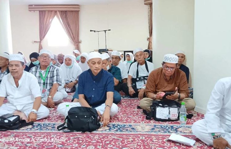 Jemaah haji Kloter 15 KNO Medan telah selesai melakukan pelatihan, penjelasan, dan penyebaran manasik haji dan  segera berangkat ke Arafah, Musdalifah, dan Mina (Armuzna) di tanah suci.(Satu nusantara news/HO-Humas Haji Medan).