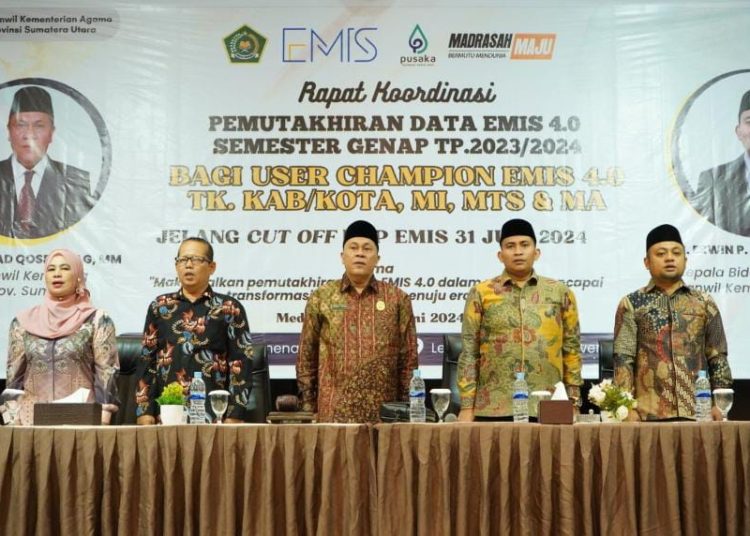 Bupati Tapsel Dolly Pasaribu menjadi pembicara di depan Wali Kota se-Indonesia pada Kick Off Integrated Sustainability Indonesia Movement (I-SIM) for Cities 2024.(Satunusantara news/HO-Prokopim Tapsel).