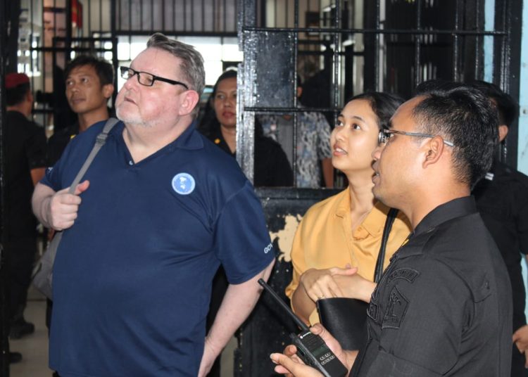 Delegasi dari Kedubes Inggris terdiri atas Matthew Prouten HM Consul for Indonesia & Timor Leste dan Sabrina Setyarini selaku Pro Consul British Embassy Jakarta mengunjungi Rudenim Medan.(Satunusantara news/HO-Humas Rudenim Medan).