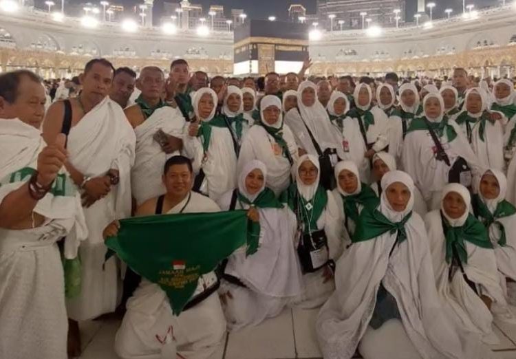 Jemaah haji Kloter 19 Debarrkasi Medan,saat berada di tanah suci Makkah.(Satunusantara news/HO- Humas Haji Medan).