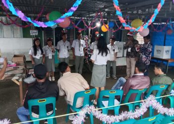 TPS 3 Desa Sosor Lontung Dairi tampil unik petugas gunakan seragam SMA cari perhatian warga