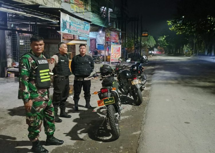 Patroli motoris melibatkan 24 personel gabungan dari TNI, Polri, dan Satpol PP, menggelar patroli anti kejahatan jalanan di Kota Medan.(Satunusantara news/HO-Pendam I/BB)