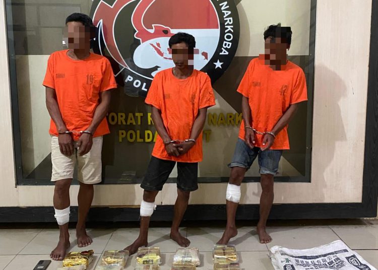 Polda Sumatera Utara, berhasil mengungkap jaringan penyelundupan narkotika jenis sabu seberat 25 kilogram yang masuk dari Malaysia ke Indonesia melalui jalur laut. (Satunusantara news/HO-Humas Polda Sumut).