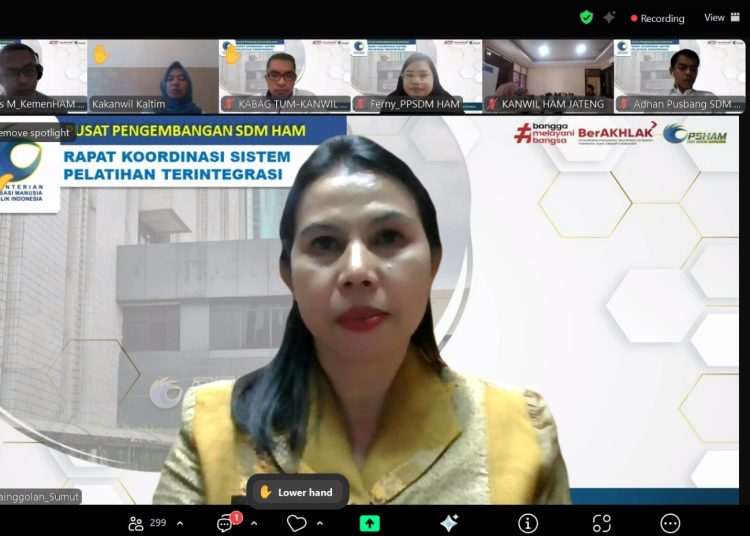 Kankanwil KemenHAM Sumut, Flora Nainggolan, menghadiri  Rakor Pendidikan dan Pelatihan HAM secara virtual yang diselenggarakan oleh Pusat Pengembangan Sumber Daya Manusia KemenHAM RI.(Satunusantara news/HO-Kanwil Kementerian HAM Sumut).