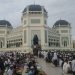 Ribuan umat muslim laksanakan Shalat Idul Fitri 1446 H di Masjid Raya Al- Mashun Medan