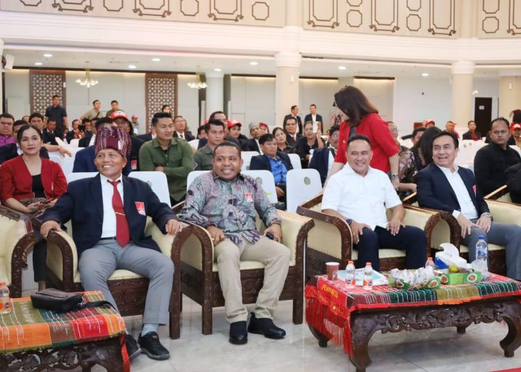 Pangdam I/BB,  Mayjen TNI Rio Firdianto (dua dari kanan) saat menghadiri Rakerwil PSBI se-Provinsi Sumatera Utara dan Aceh yang digelar di Aula Raja Inal Siregar, Kantor Gubernur Sumut.(Satunusantara news/HO-Pendam I/BB).