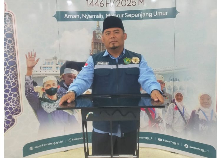 Ketua Kelompok Terbang (Kloter) 10 KNO Medan Muhammad Lukman Hakim Hasibuan.(Satunusantara news/HO-Humas PPIH Debarkasi Medan)