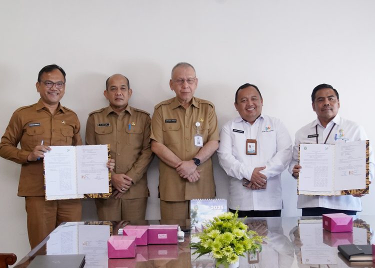 Dinas Kominfo Provinsi Sumatera Utara  melakukan perjanjian kerja sama dengan Badan Pusat Statistik (BPS) Sumut, tentang Sinergi Pemanfaatan dan Pembangunan Portal Data Daerah. (Satunusantara news/HO-Diskominfo Sumut).