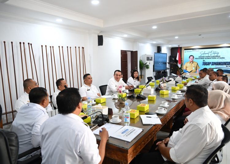 Wakil Gubernur Sumut Togap Simangunsong saat berkunjung ke Kantor Kesbangpol Provinsi Sumut.(Satunusantara news/HO-Diskominfo Sumut)