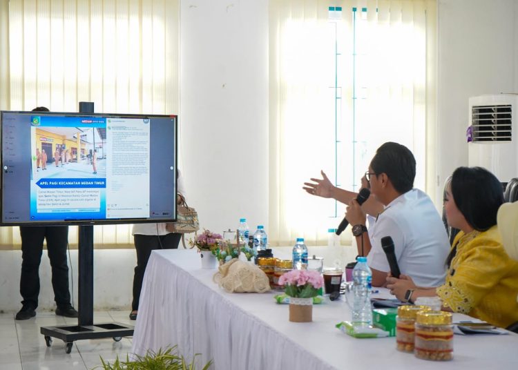 Wali kota Medan, Rico Tri Putra Bayu Waas, bersama Ketua TP PKK, Airin Rico Waas, menjadi pembicara dalam kegiatan Workshop Branding dan Fotografi untuk media sosial yang diselenggarakan Dinas Komunikasi dan Informatika Kota Medan.(Satunusantara news/HO-Diskominfo Medan).