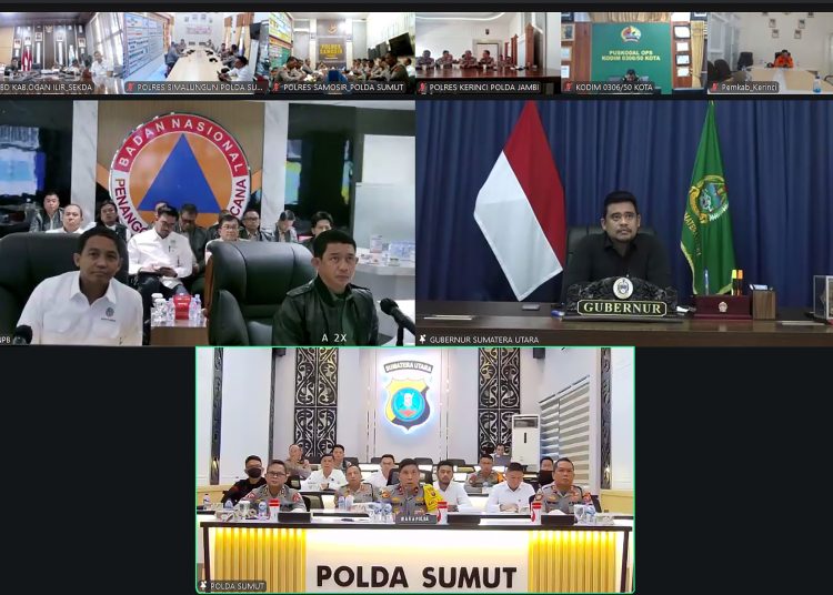 Gubernur Sumut, BobbY Nasution (kanan) pada rapat monitoring situasi terkini penanganan Karhutla di beberapa wilayah Indonesia tahun 2025, secara daring di Rumah Dinas Gubernur, Medan.(Satunusantara news/HO-Diskominfo Sumut).