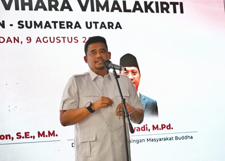 Gubernur Sumut Bobby  Nasution, saat  menyampaikan sambutan pada peresmian Vihara Vimalakirti Medan.(Satunusantara news/HO-Diskominfo Sumut).