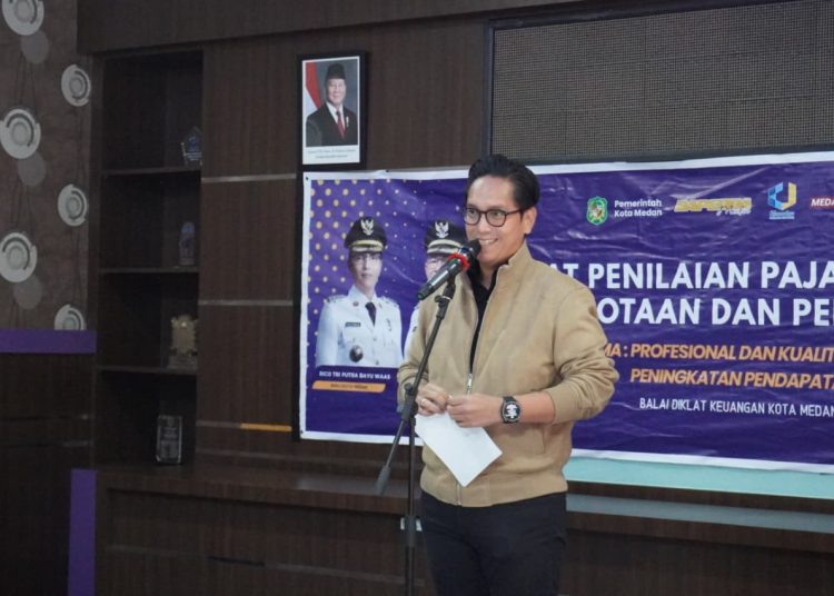 Wali kota Medan Rico Tri Putra Bayu Waas, saat membuka PBB P2 Bapenda) Kota Medan di Gedung Balai Diklat Keuangan Medan.(Satunusantara news/HO-Diskominfo Medan).