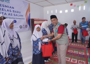 YBM PLN UID Sumut salurkan bantuan fasilitas ruang belajar untuk MTs Swasta As Salam di Lau Baleng Ka