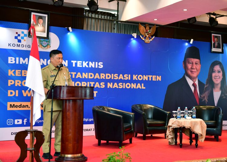 Kepala Diskominfo Sumut, Erwin Hotmansah Harahap, pada acara Bimtek Kebijakan Standardisasi Konten Program Prioritas Nasional Wilayah Barat, di Medan.(Satunusantara news/HO-Diskominfo Sumut)