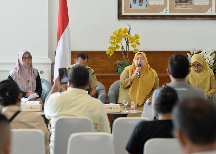 Kepala Biro Hukum Setdaprov Sumut Aprilla Haslantini Siregar pada Temu Pers di Lobby Dekranasda, Kantor Gubernur Sumut.(Satunusantara news/HO-Diskominfo Sumut).