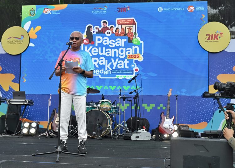 Wagub Sumut Surya, pada acara Bulan Inklusi Keuangan (BIK) di Pelataran Parkir Bank Sumut.(Satunusantara news/HO-Diskominfo Sumut)