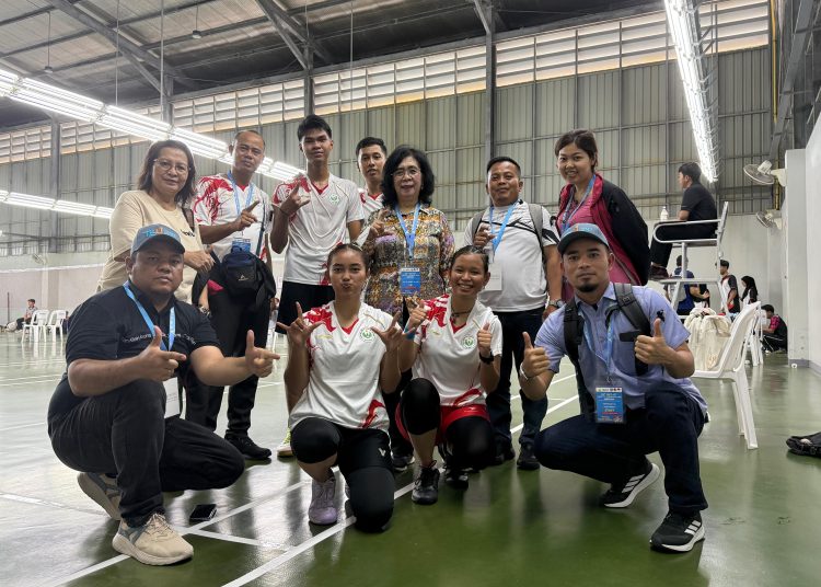 Universitas Negeri Medan sukses meraih tiga medali perunggu pada Cabor Badminton, Tenis dan Basket Ball di IMT-GT ke-24 Thailand.(Satunusantara news/HO-Humas Unimed).