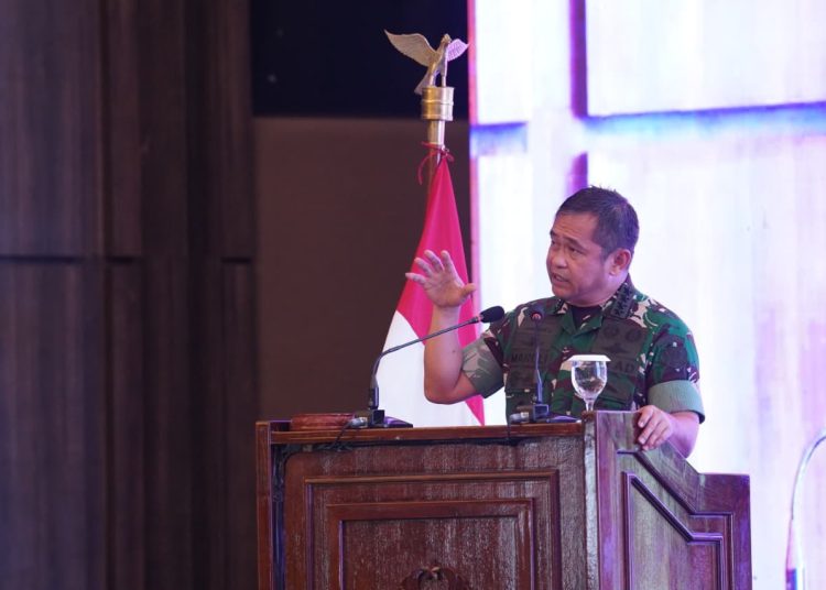 Kasad Jenderal TNI Maruli Simanjuntak,  saat menutup Apel Komandan Satuan Komando Kewilayahan (Dansatkowil) Terpusat Tahun 2025  di Kabupaten Banyumas, Jawa Tengah.(Satunusantara news/HO-Dispenad).