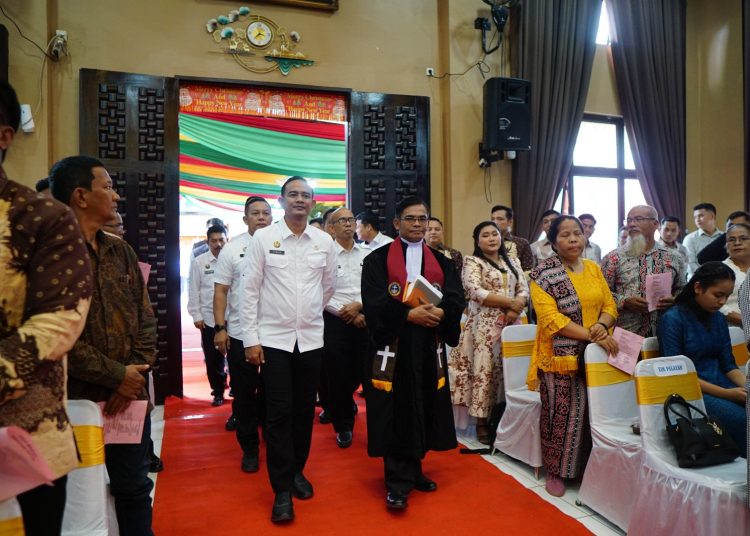 Perayaan Ibadah Natal di Lapas Kelas I Medan bersama ASN, WBP yang beragama Kristen, serta keluarga, di Gereja Oikumene Lapas Kelas I Medan.(Satunusantara news/HO-Lapas Medan)