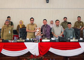 Wali Kota Medan bersama DPRD setujui Perda Kawasan Tanpa Rokok