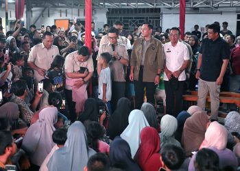 Gubernur Sumut dampingi Presiden RI pada malam pergantian tahun 2026 di Posko Darurat Bencana Desa Batu Hula Tapsel
