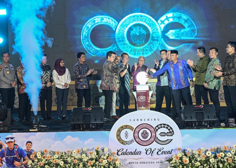Wakil Gubernur Sumut, Surya, pada acara peluncuran Calendar of Event (CoE) Sumatera Utara 2026 di Gedung Serbaguna PRSU Medan.(Satunusantara news/HO-Diskominfo Sumut).