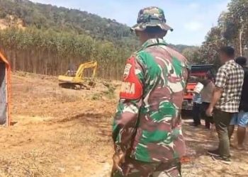 Satgas Kodim 0212/TS monitoring penyiapan lokasi Huntara bagi warga pengungsi bencana banjir di Sipirok Tapsel