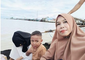 Latifah Sudarmy Penyuluh KUA dari Kabupaten Batubara seberangi laut demi laksanakan Syiar Islam