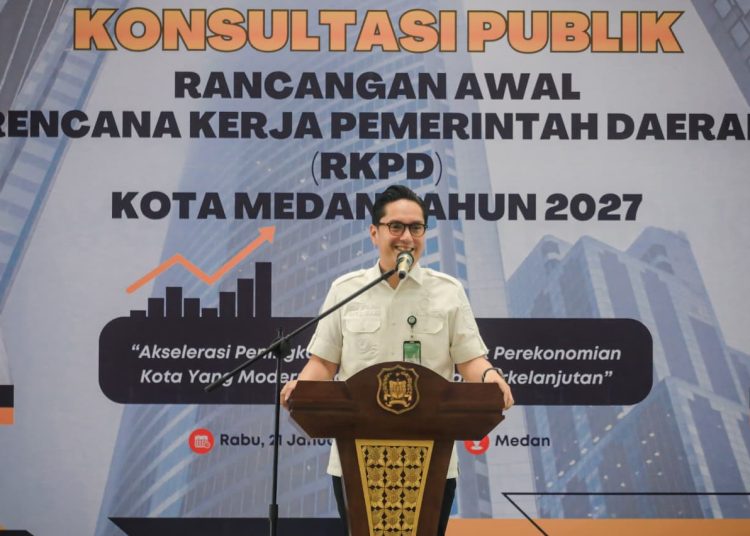 Wali kota Medan, Rico Tri Putra Bayu Waas, pada forum Konsultasi Publik Rancangan Awal RKPD Kota Medan Tahun 2027 di Hotel Arya Duta.(Satunusantara news/HO-Diskominfo Medan).