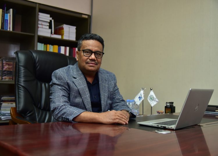 Rektor Universitas Negeri Medan, Prof Dr. Baharuddin,ST.MPd.(Satunusantara news/HO/Humas Unimed).