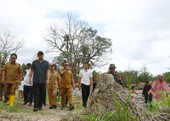 Gubernur Sumut tinjau langsung pembangunan tanggul Sungai Badiri di Tapteng