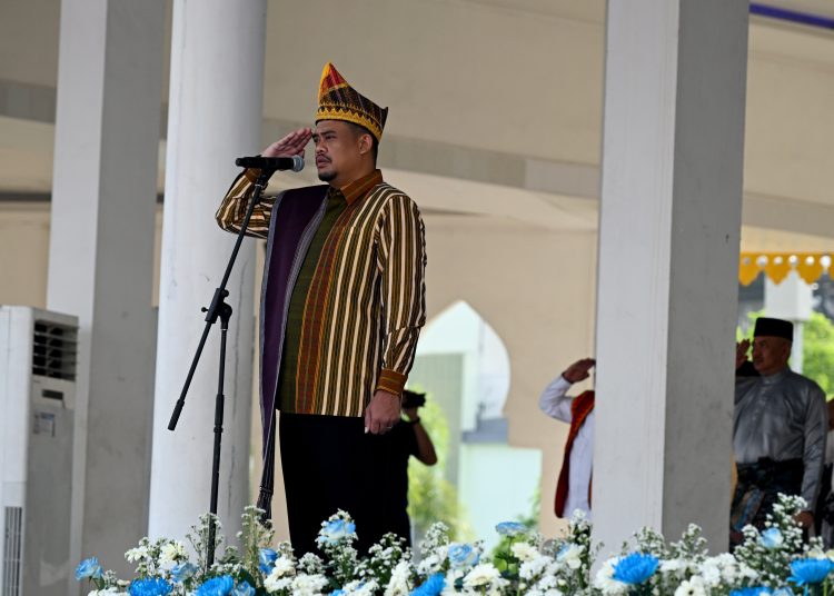 Gubernur Sumut Muhammad Bobby Afif Nasution pada peringatan Hari Hardiknas di Lapangan Astaka Dispora Sumut,  Kabupaten Deliserdang.(Satunusantara news/HO-Diskominfo Sumut).