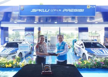 Kapolda Sumut apresiasi layanan digital PLN Mobile saat coba pengisian SPKLU Ultra Fast Charging