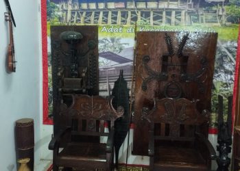 Pemkab Nias pamerkan warisan sejarah kursi raja berusia ratusan tahun di PRSU