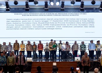 Gubernur bersama 33 kepala daerah se- Sumut tanda tangani komitmen bersama KPK perbaiki tata kelola pemerintahan